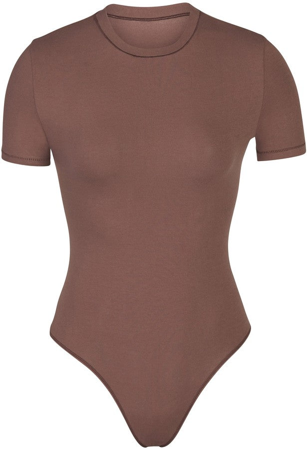 BNWT Skims Cotton Rib Bodysuit in Garnet, size XS, Women's Fashion, Tops,  Others Tops on Carousell